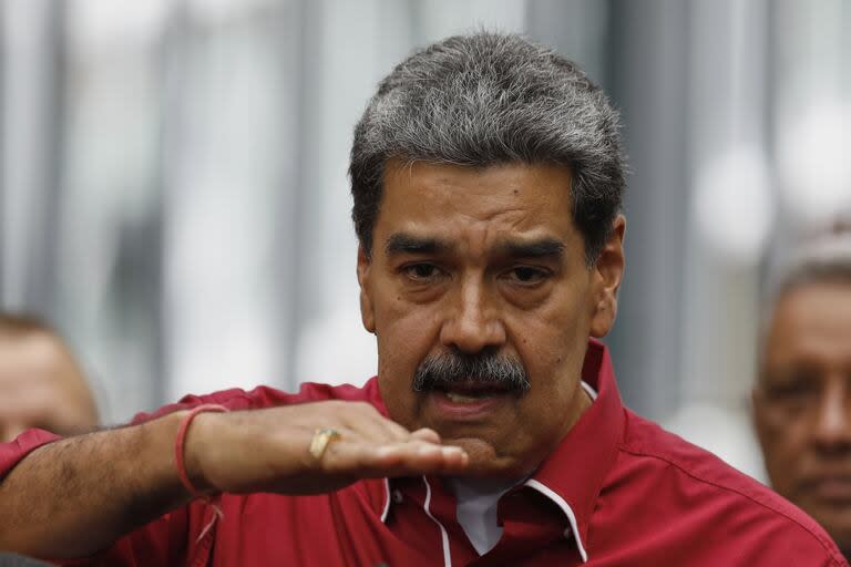 Estados Unidos despliega tres destructores en la costa de Venezuela para combatir a grupos narcotraficantes