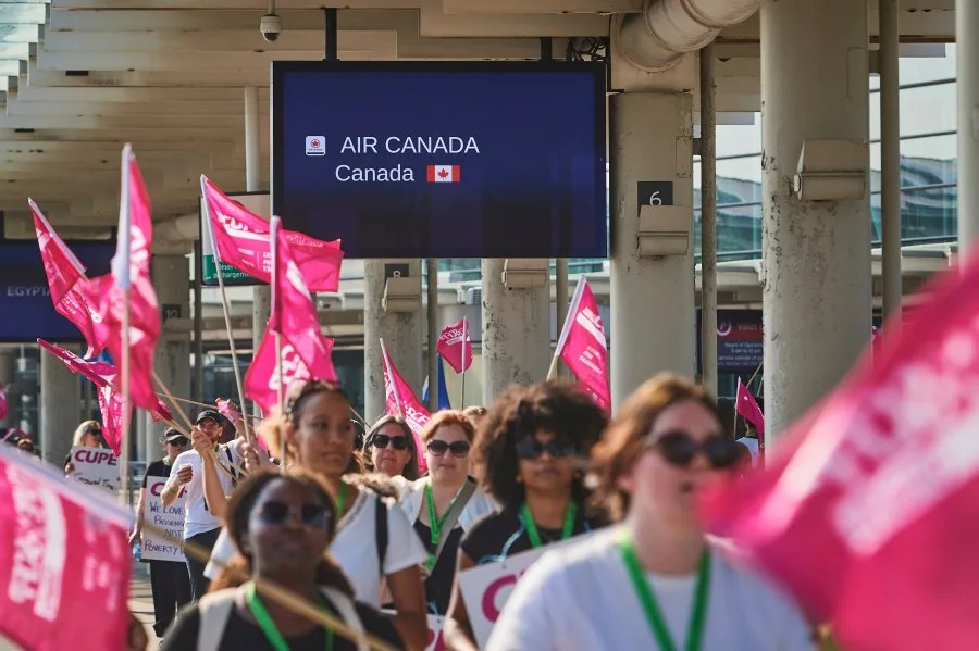 130K travelers impacted daily by Air Canada flight cancellations, strike