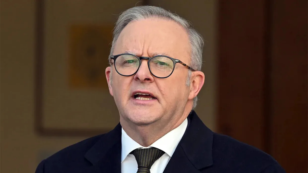 Australia boots Iranian diplomats after alleging Islamic Republic behind recent antisemitic attacks