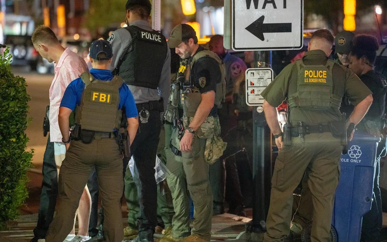 Washington DC protester arrested for throwing sandwich at border agent