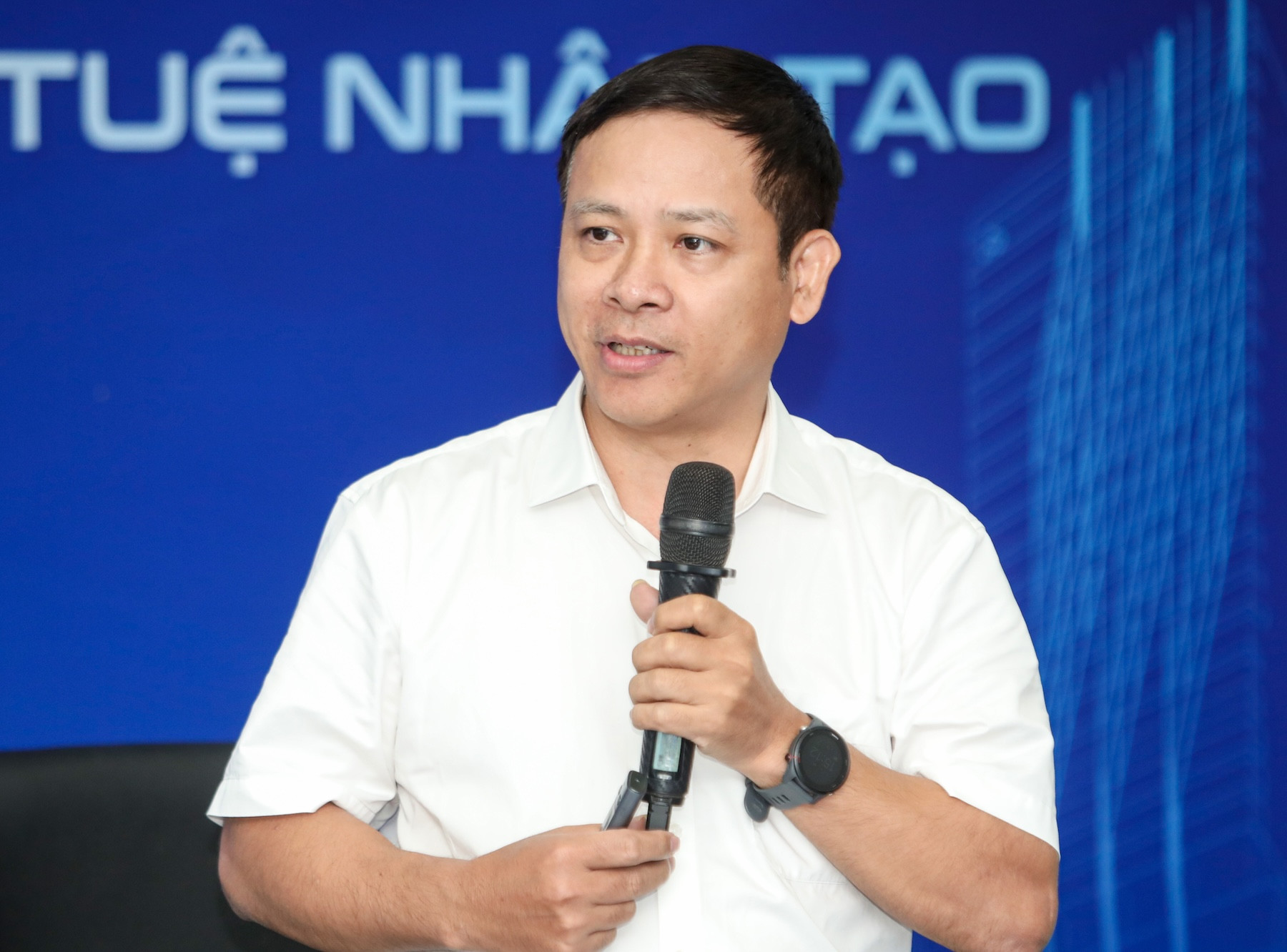 Chấm bài của sinh viên, thầy cô ‘đau đầu’ không biết trò làm hay ChatGPT làm