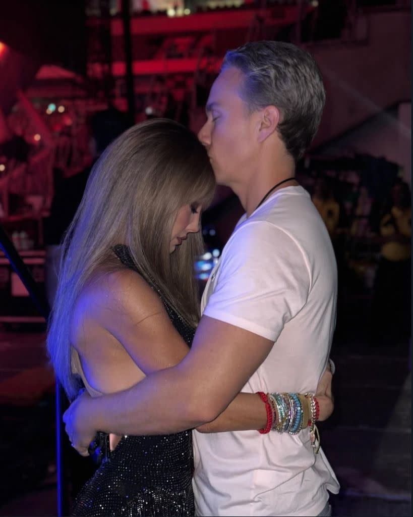 Manuel Velasco sorprende al mostrar una foto inédita de Anahí