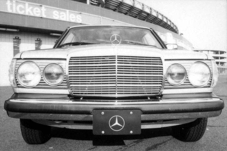1982 mercedesbenz 300cd