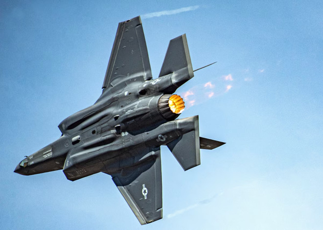 Thêm quốc gia châu Âu ‘xa lánh’ tiêm kích tàng hình F-35 của Mỹ