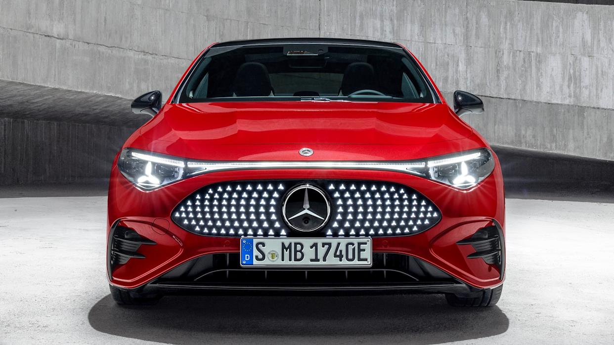 Mercedes CEO Wants ‘Reality Check,’ Says Europe’s Gas-Engine Ban Will Collapse Market: TDS