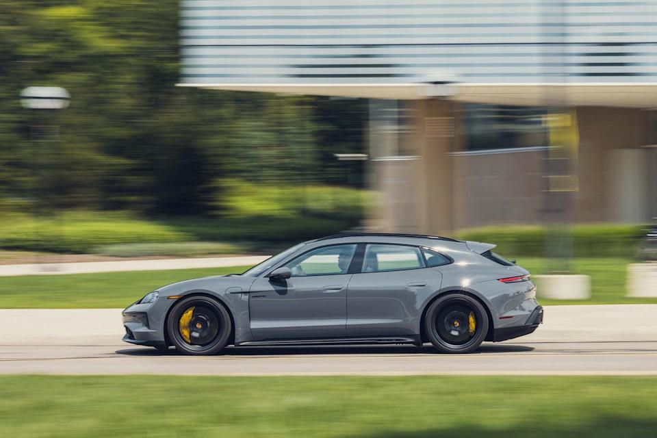 2025 porsche taycan sport turismo gts