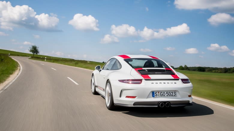 The Porsche 911 R