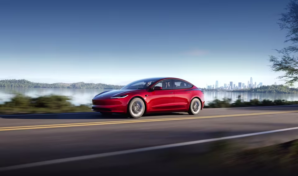 Tesla Model 3Tesla
