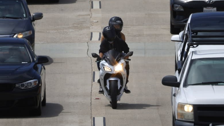 Is Lane Splitting Legal In Colorado In 2025?