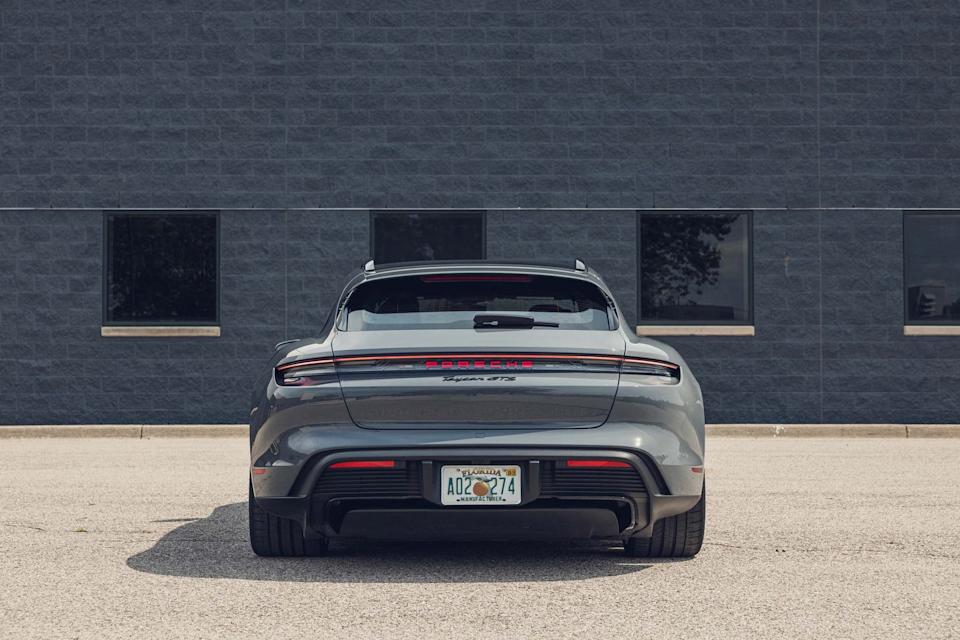 2025 porsche taycan sport turismo gts