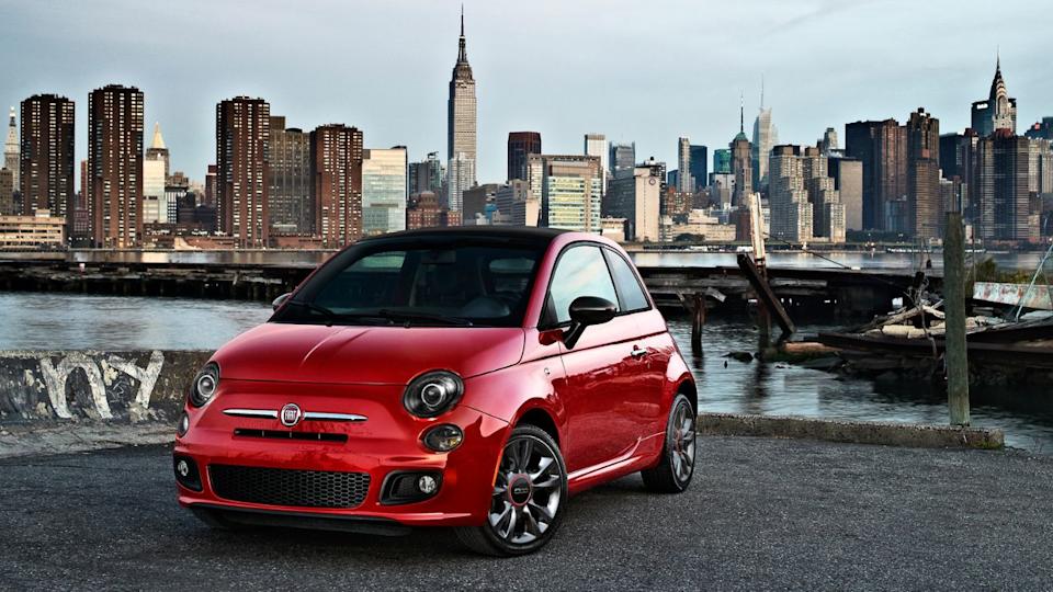 2017 Fiat 500 Pop Black sport trim package