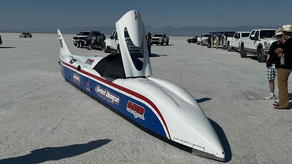 Muere el piloto Chris Raschke al estrellarse su bólido a 450km/h mientras buscaba batir un récord de velocidad en tierra