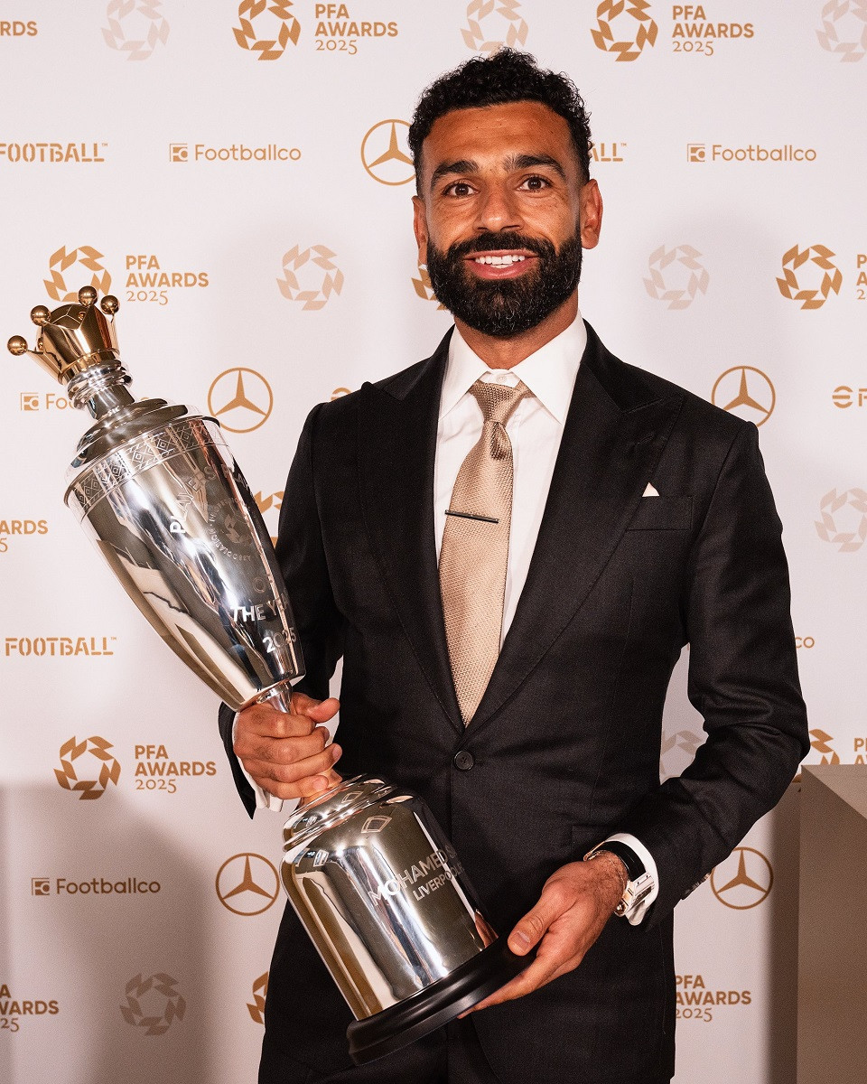 Salah lập kỷ lục vô đối Ngoại hạng Anh, Isak vắng vì ngóng Liverpool
