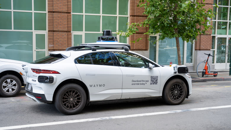 Waymo robotaxi operating in San Francisco