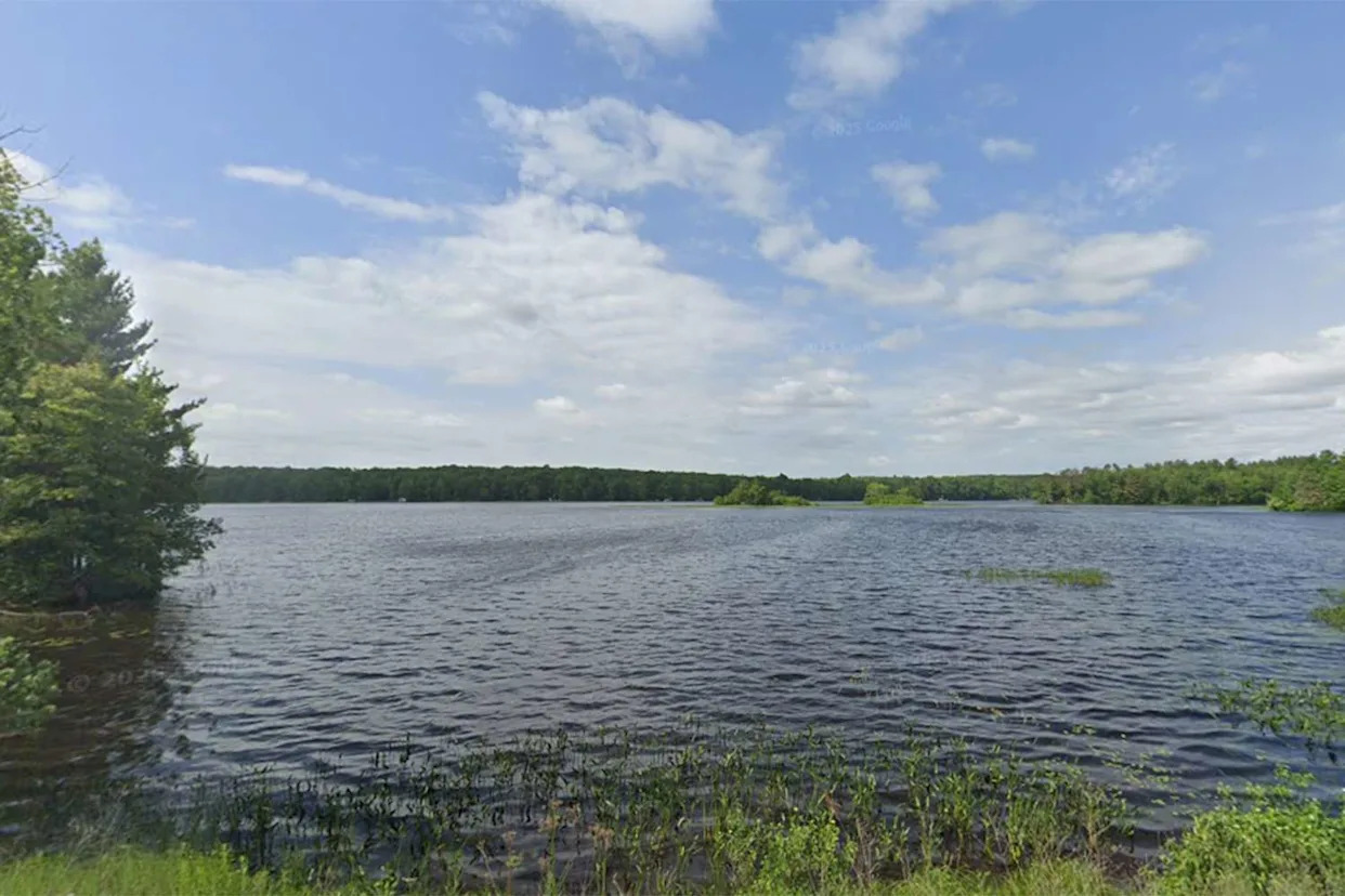 Google Maps Alexander Lake, Merrill Wisconsin