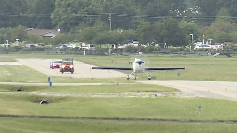 Supercars Got To Race A Plane At Local Arkansas Car Show