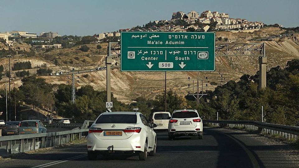El proyecto de Israel que creará carreteras segregadas para colonos y palestinos en Cisjordania