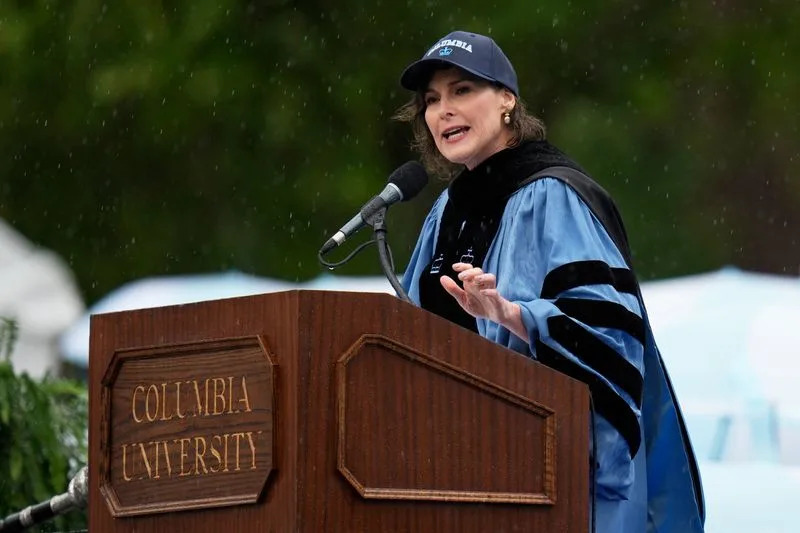 White House touts Columbia deal, critics see dangerous precedent