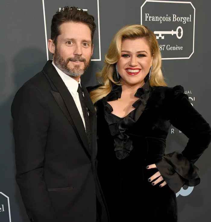 Days After An Insider Lifted The Lid On Kelly Clarkson And Brandon Blackstock’s “Messy” Divorce, His Obituary Has Revealed That He Was In A Relationship With Her Former Assistant