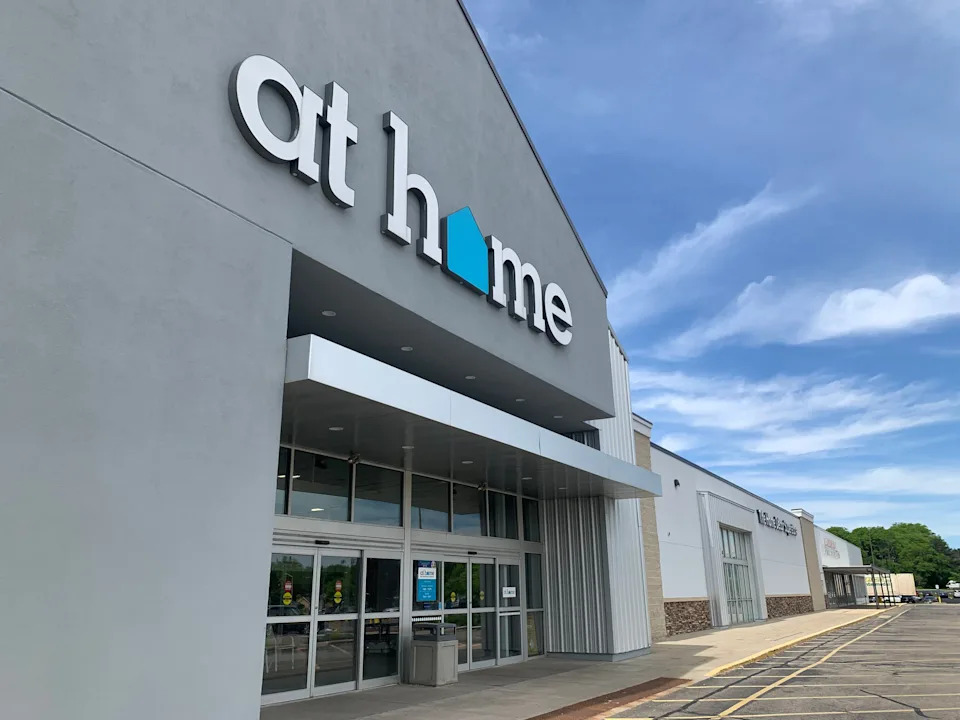 Furniture retail chain closing two locations in Massachusetts. Here's where