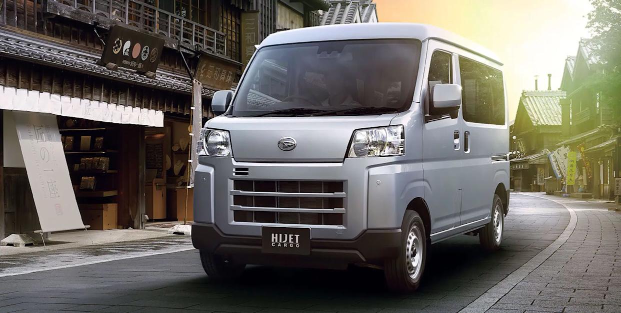 2025 daihatsu hijet cargo