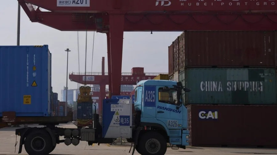 Opinion - Trump is favoring China over India on trade
