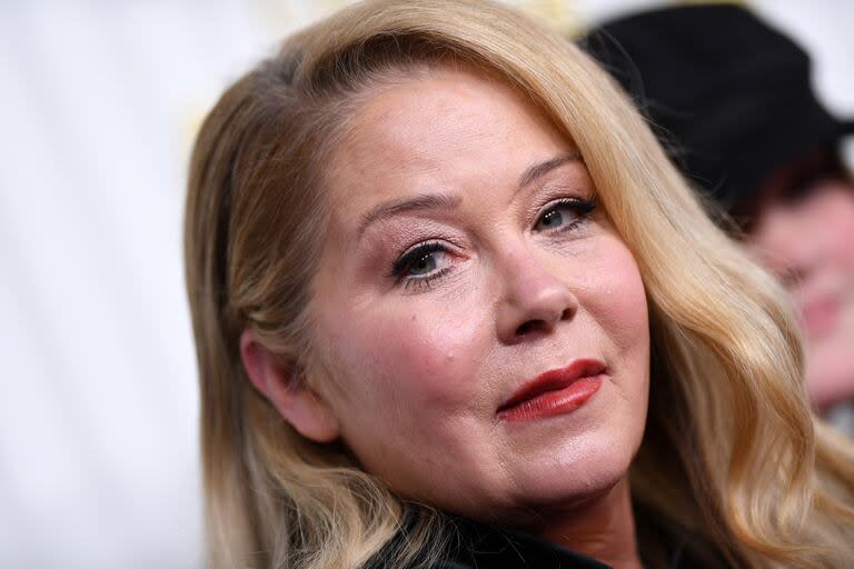 Christina Applegate fue hospitalizada por una severa infección renal