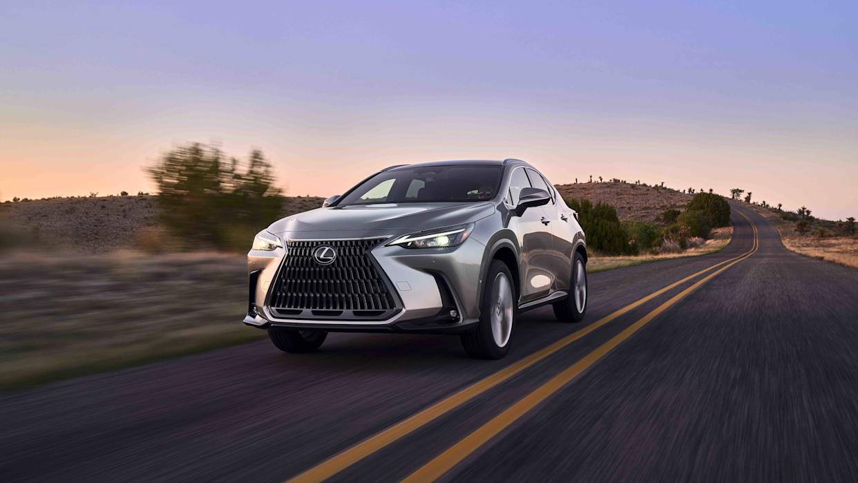 ©Lexus
