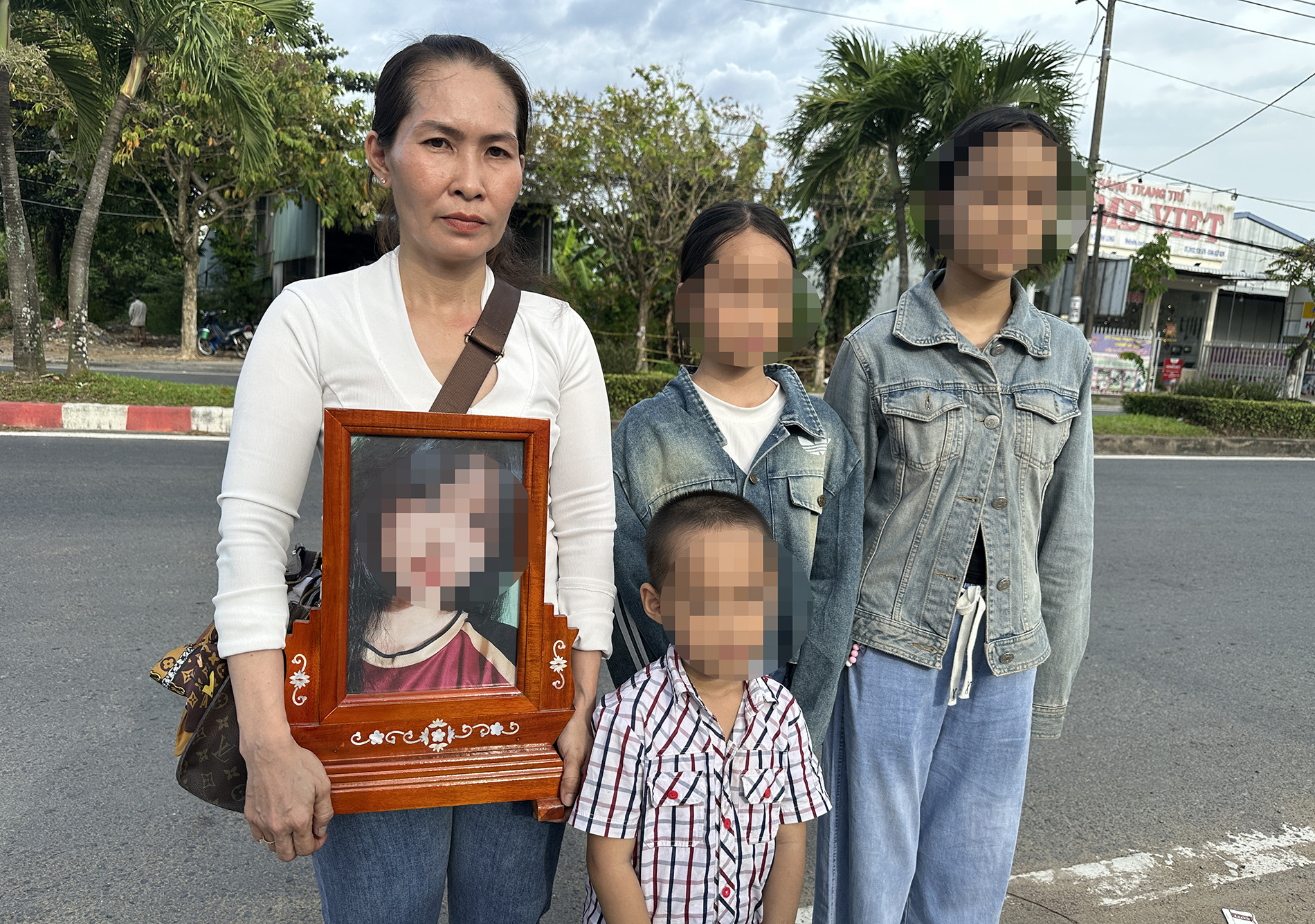 Mẹ nữ sinh tử vong ở Vĩnh Long nói về buổi làm việc với công an