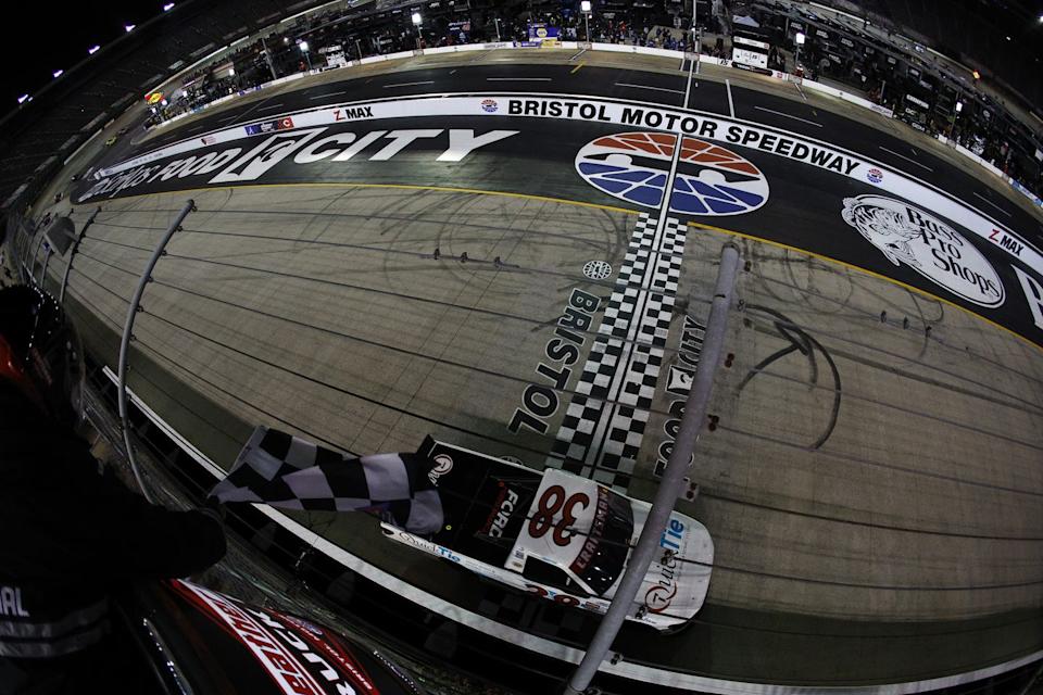 nascar craftsman truck series weather guard 250
