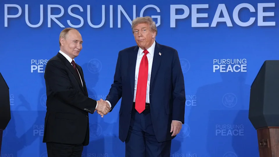 Critics of President Donald Trump, including his former adviser John Bolton, remarked that he appeared “tired” after his meeting with Russian President Vladimir Putin on Friday. / Andrew Harnik/Getty Images