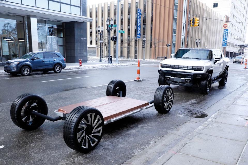 GMC Hummer EV battery packJEFF KOWALSKY/AFP via Getty Images