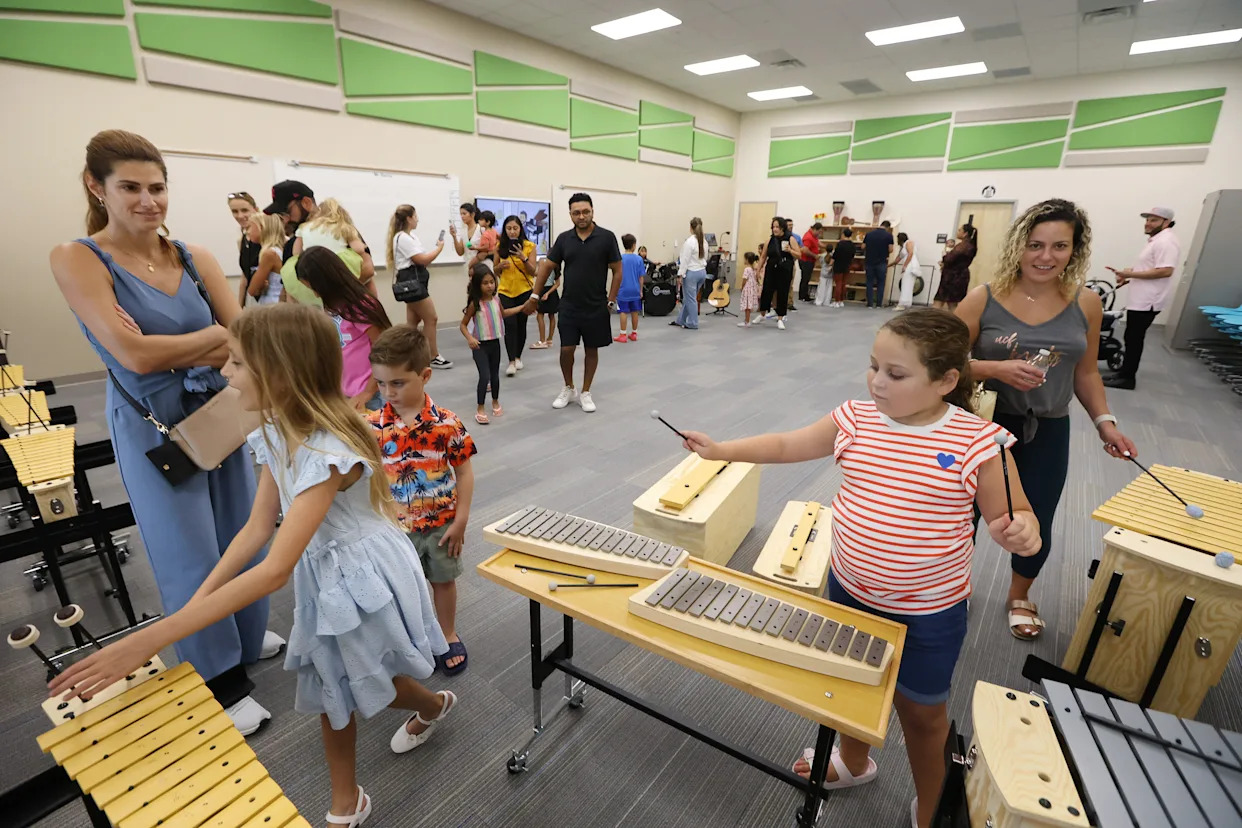 Central Florida schools open doors to students while fighting to recruit new ones, lure back former ones