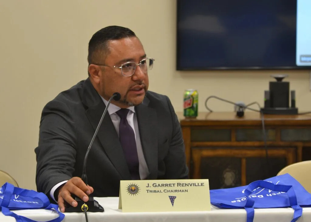 Sisseton-Wahpeton Oyate tribe hosts North Dakota officials