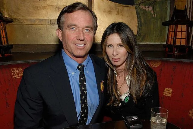 ZACH HYMAN/Patrick McMullan via Getty Robert F. Kennedy Jr. and Carole Radziwill at the End Game Obama Fundraiser in New York City in 2008
