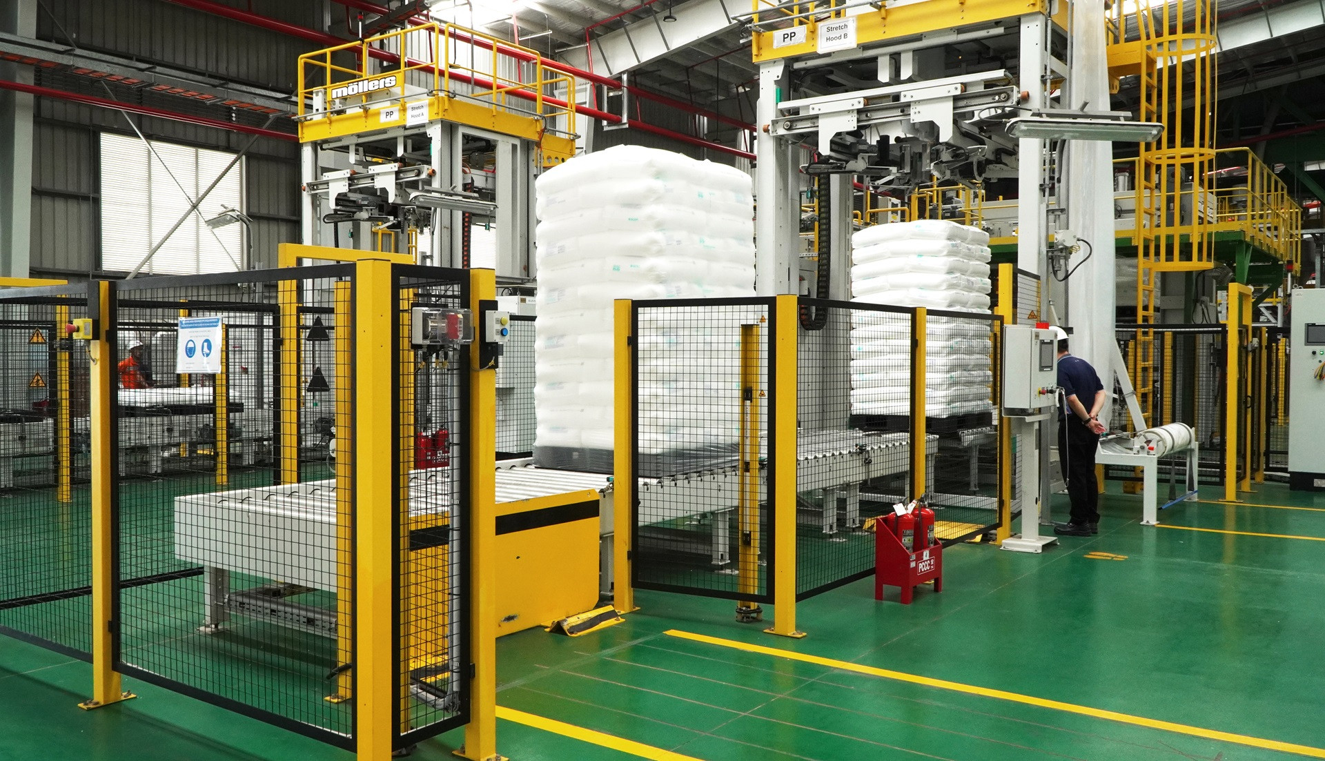 Tổ hợp hóa dầu hơn 5 tỷ USD vận hành lại sau gần 1 năm tạm dừng