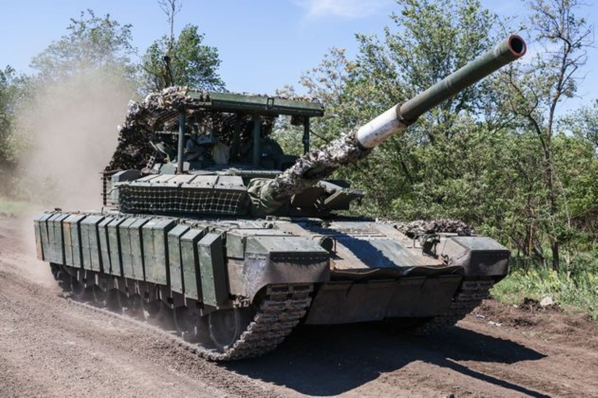‘Siêu’ xe tăng T-80BVM Nga công nghệ đỉnh cao đang khuynh đảo chiến trường Ukraine