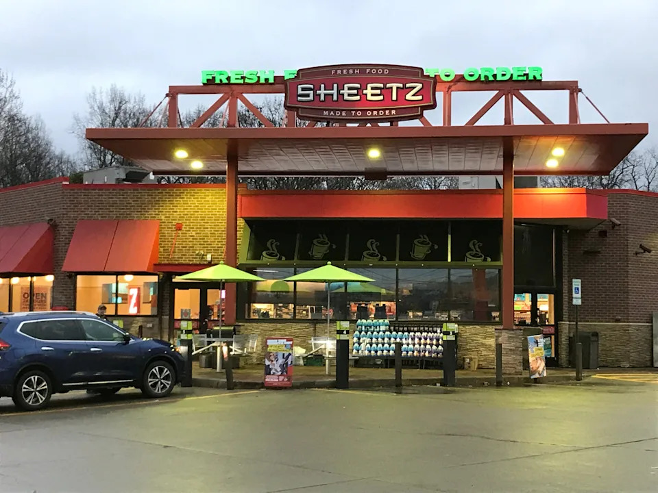 Is Wawa rival Sheetz pushing into Southeastern Pennsylvania?