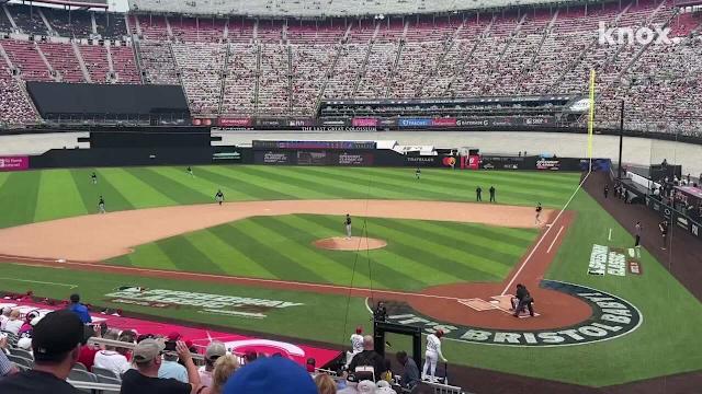 Braves defeat Reds in MLB Speedway Classic, event sets attendance record for tickets sold