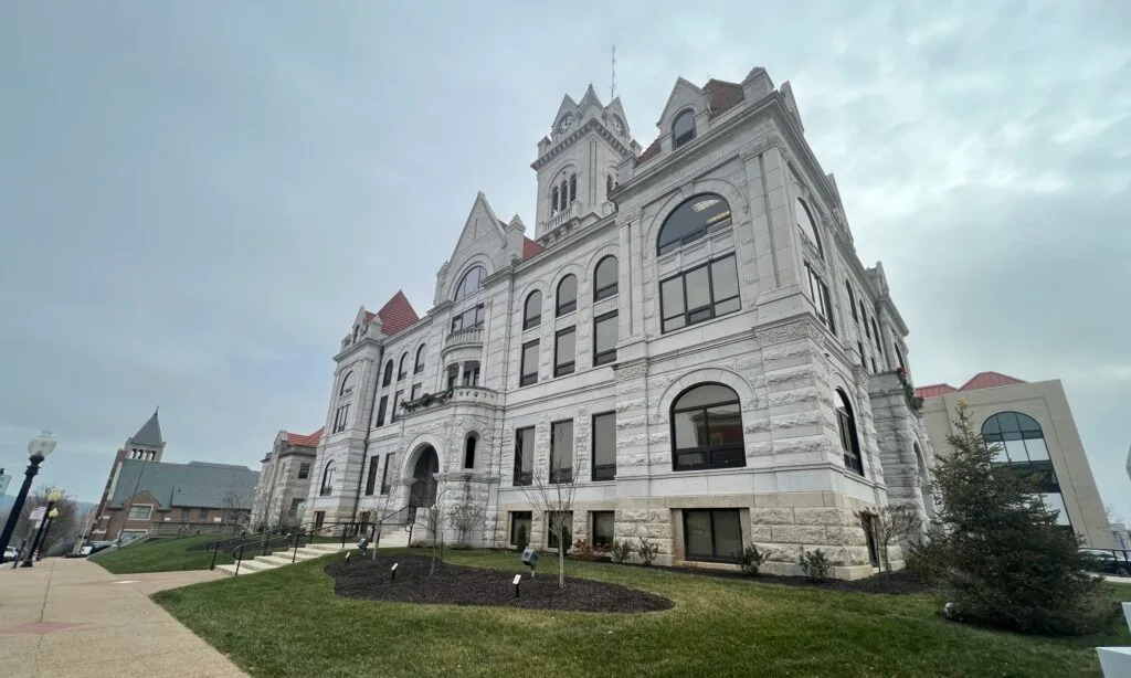 Missouri agency seeks dismissal of lawsuit alleging it punished a whistleblower