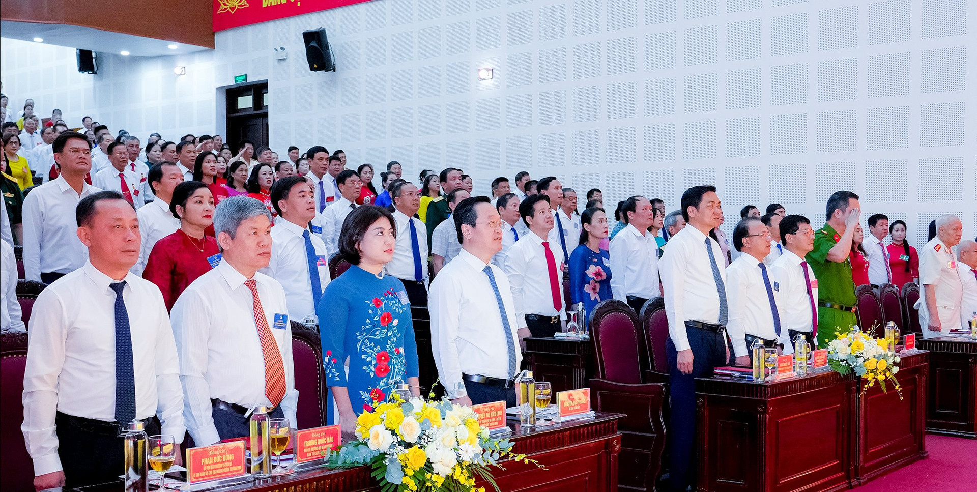 Nghệ An chỉ đạo dừng mua quà tặng ở đại hội Đảng cấp xã, phường