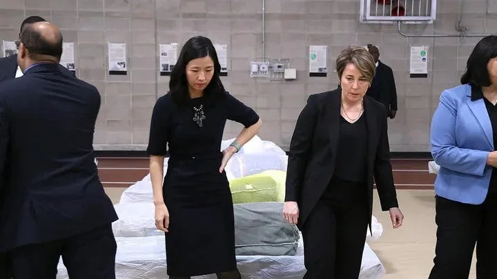 Wu and Healey at shelter
