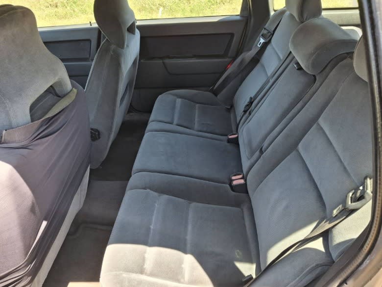 1996 Volvo 850 Estate back seat image