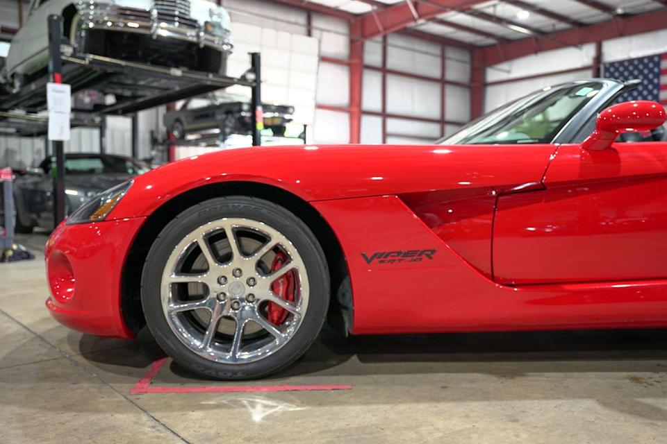 Well-Preserved 2004 Dodge Viper SRT-10 Offers Raw American Performance