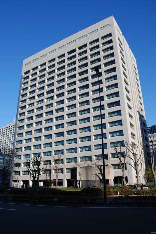2割増の総額2兆円　関税対策に300億円超　経産省の概算要求案