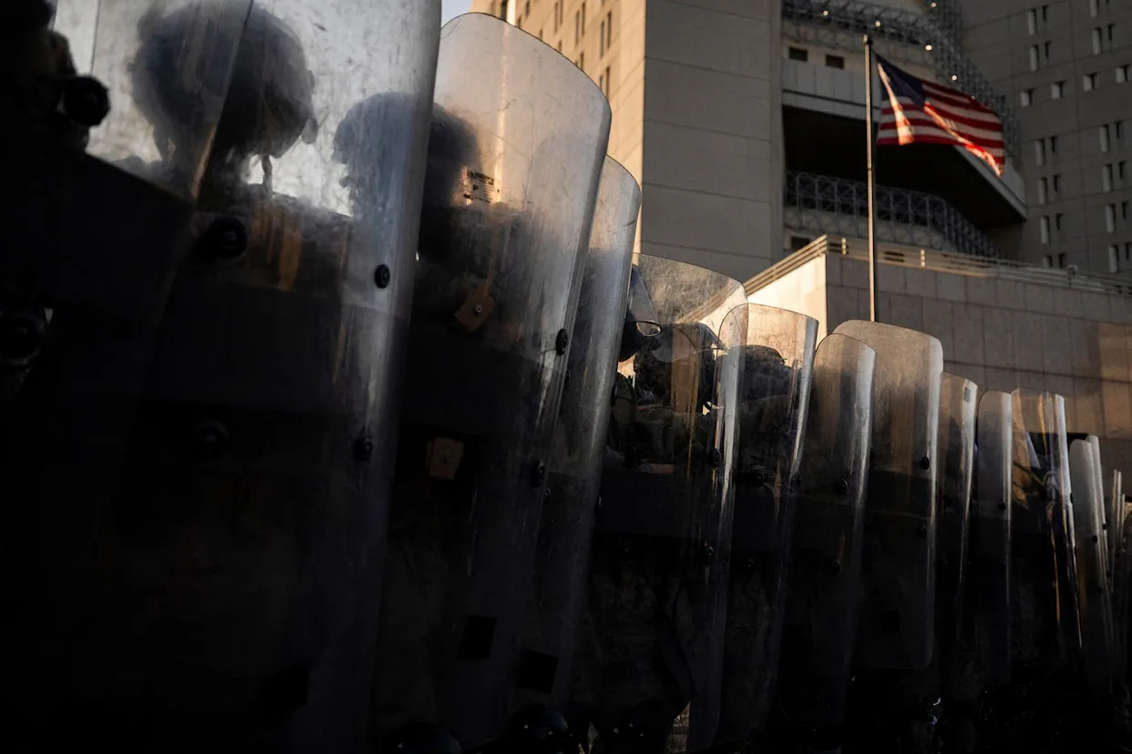 Pentagon orders removal of 1,350 national guard troops from Los Angeles