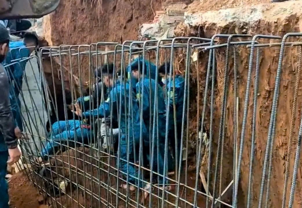 Thi công tường chắn chống sạt lở ở Quảng Ngãi, 1 người bị vùi lấp tử vong