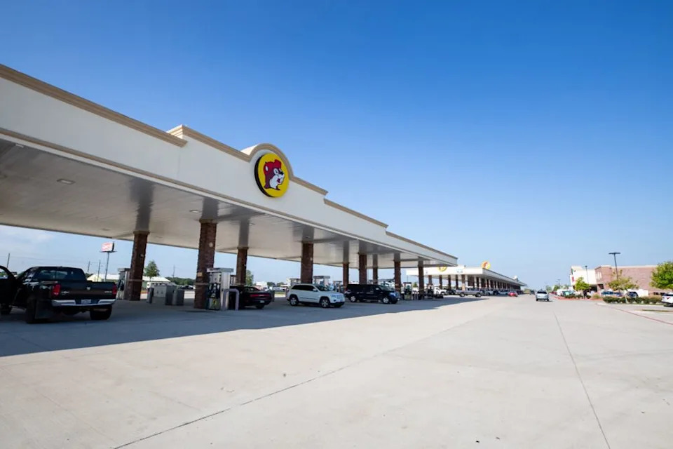 5. Buc-ee's offered the two things that its owner thought customers wanted the most, cheap ice and clean restrooms.
