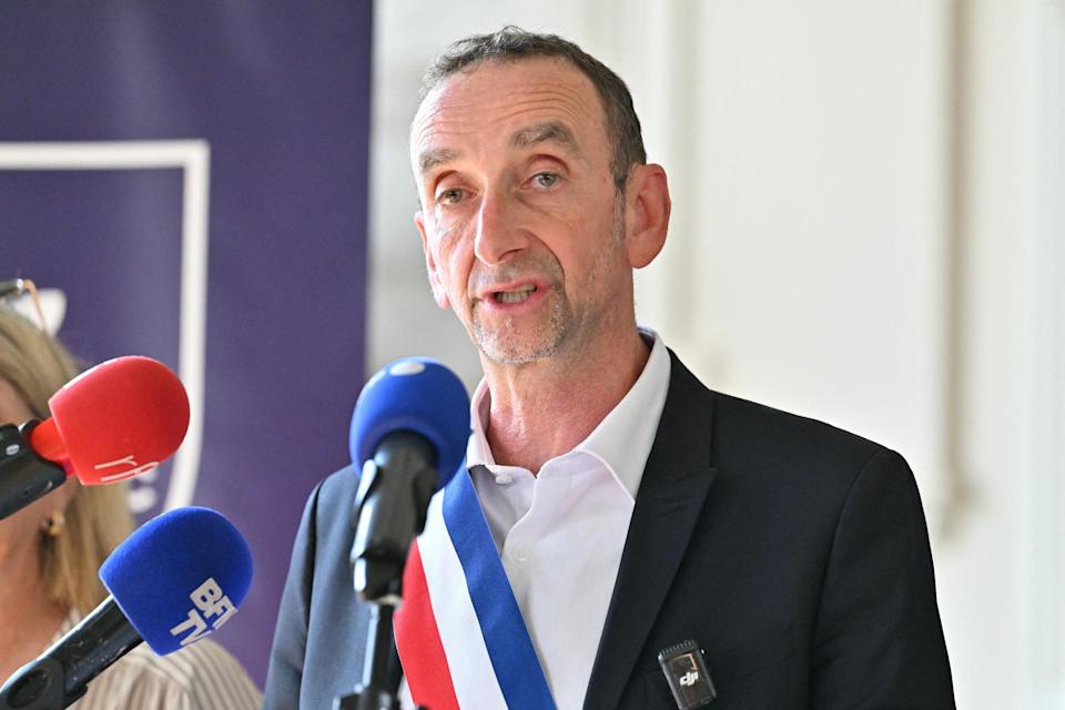 Annulation de « Barbie » à Noisy-le-Sec : le maire Olivier Sarrabeyrouse s’en prend à Bruno Retailleau