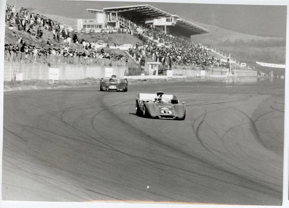 can am cars first ran at the speedway for the 1968 world challenge cup fuji 200. the race was a two way battle for the win between mark donohue (no. 6) and peter revson (no. 52), until donohue retired on lap 67 of 75.